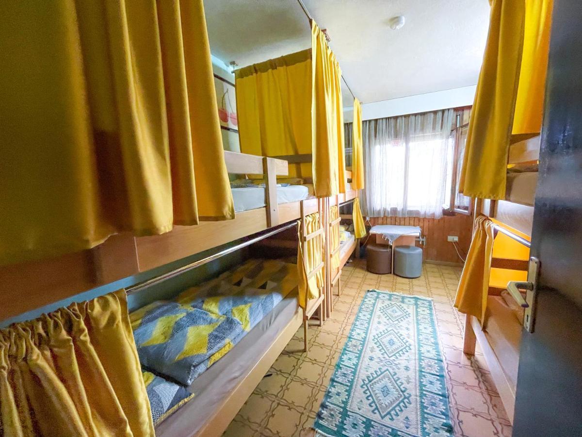 Hi Skopje Hostel Esterno foto